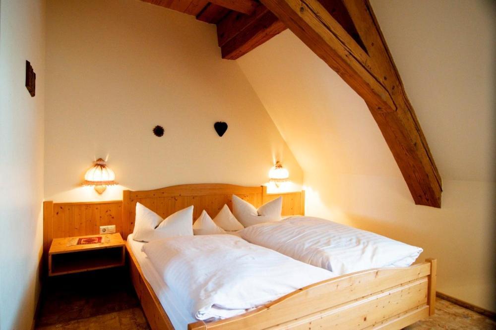 Hotel Gasthof Zur Post Wolfegg Экстерьер фото